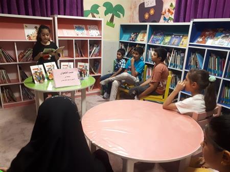 نشست کتاب خوان کتابخانه ای با محوریت هفته ی دفاع مقدس